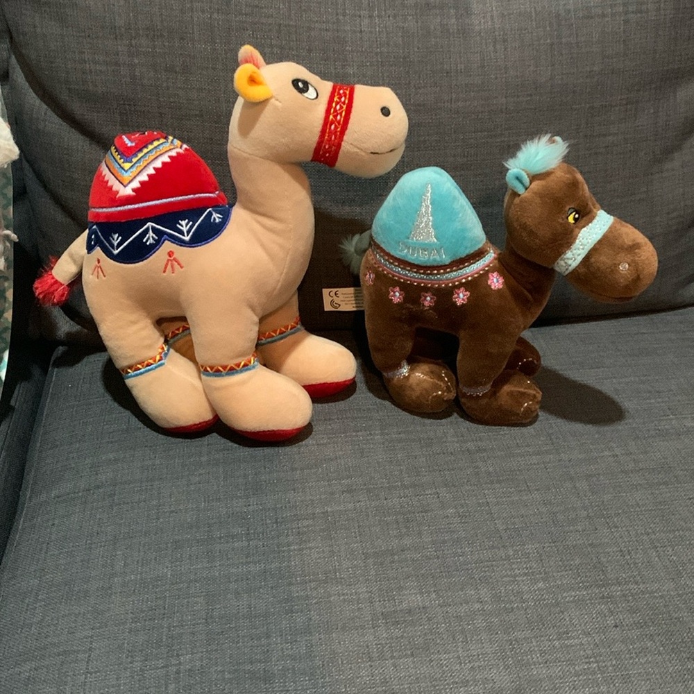 Fay Lawson At The Top Dubai Burj Khalifa Stuffed Plush Brown Camel blue Rare